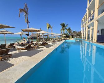 Reef & Beach Resort - Spa Jambiani - Kidenga