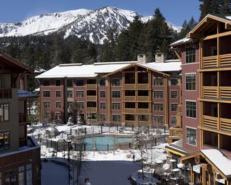 The Village Lodge - Mammoth Lakes - Building