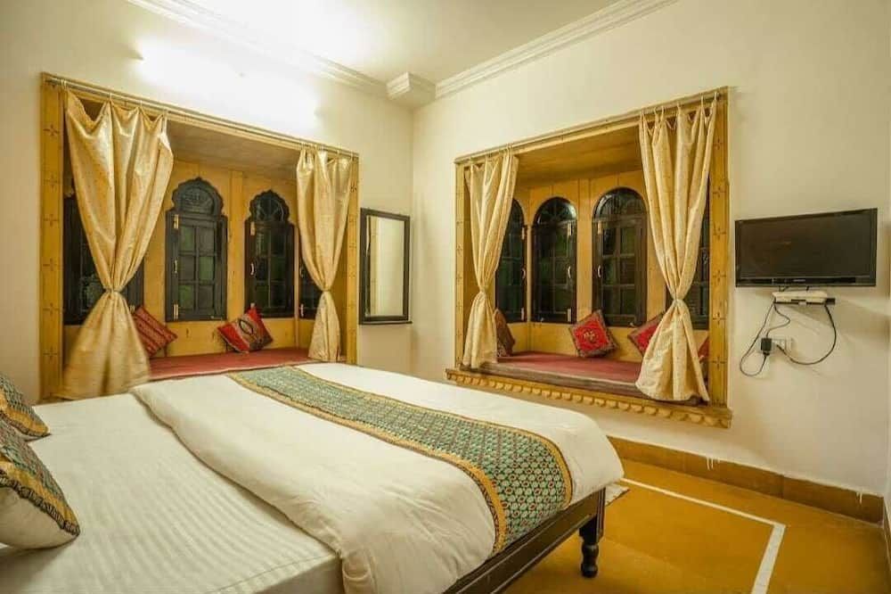 Hotel Darsh Safari - Fort View - ג'יסלמר - חדר שינה
