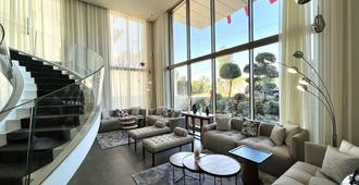 Kenzi Sidi Maarouf Hotel - Casablanca - Sala de estar