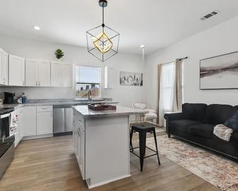 Luxury 3br Oasis w Jacuzzi - Nueva Orleans - Cocina