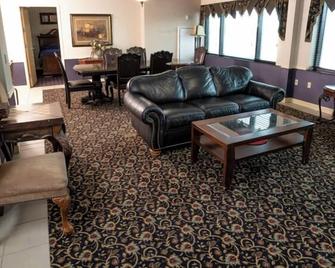 Dakota Sioux Casino & Hotel - Watertown - Living room