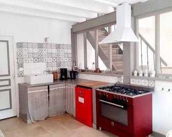 Le Clos de Sarrali Maison de Charme - Saint-Orens - Cocina