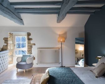 Manoir Du Vau D'arz - Bed And Breakfast La Tour - Malansac - Bedroom