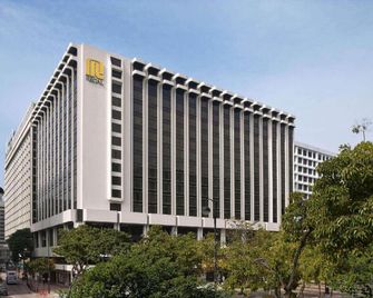 Regal Kowloon Hotel - Hong Kong - Building