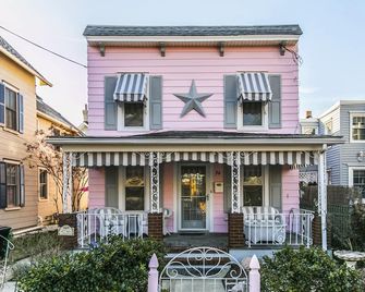 Sea Star 4 Bd 2.5 Bath Family and Pet Friendly! - Ocean Grove - Building