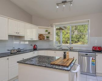 Secluded escape close to Berry, Kangaroo Valley, Beaches, Wineries & Rivers. - Nowra - Keuken