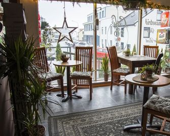Blómasetrið Homestay - Borgarnes