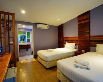 แอปเปิ้ล บีชฟร้อนท์ รีสอร์ท - เกาะช้าง (ตราด) - ห้องนอน
