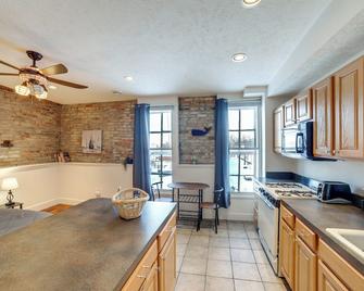 Cozy Lowell Studio about 19 Mi to Grand Rapids! - Lowell - Cocina