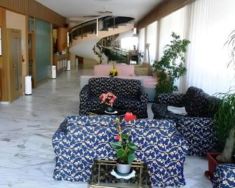 Hotel Reali - Chianciano Terme - Resepsjon