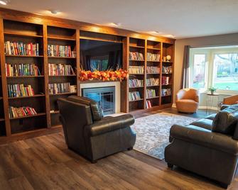 Las Lomas Luxury Home - Rockford - Lounge