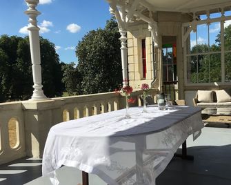 Chateau Vary - Jarzé-Villages - Balcon