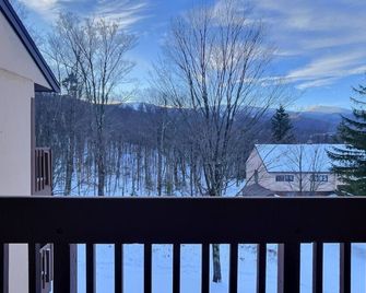 Bearhug Ac, Pool, Hot Tub, Tennis, Close To Resort - Killington - Balcony