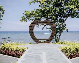 New Sunari Lovina Beach Resort - Buleleng
