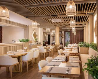 Monivong Clover Hotel - פנום פאן - מסעדה