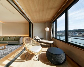 Hitanoyado Yorozuya - Hita - Balcón