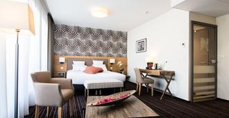Brit Hotel Lodge - Straßburg - Schlafzimmer