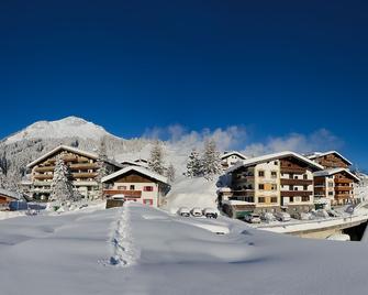 Hotel-Garni Felsenhof - Lech am Arlberg - Toà nhà