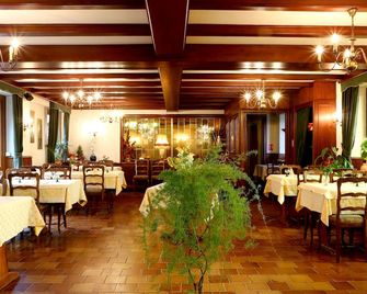 Auberge De La Foret - Logis - Vendenheim - Ресторан