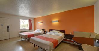 Motel 6-San Antonio, Tx - Downtown - Market Square - San Antonio - Bedroom