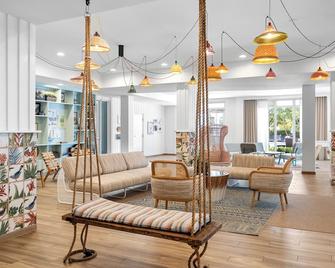 Blue Flamingo Resort Key West - Key West - Lobby