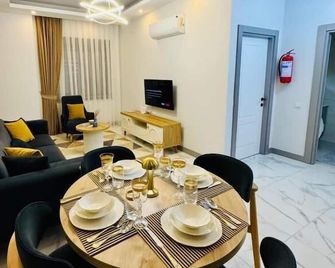 Sunny Shores Holiday - Alanya - Huiskamer