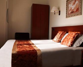 โรงแรมจีโอ - โรม - ห้องนอน