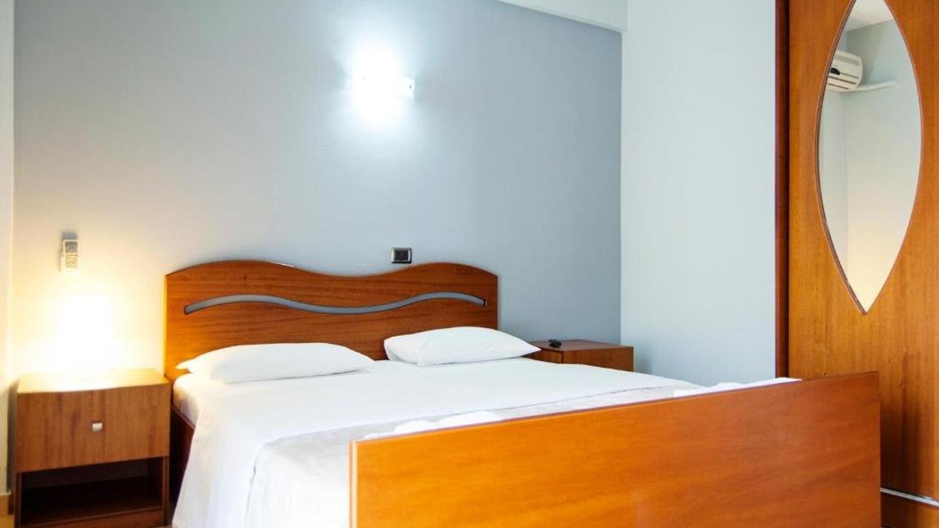 Dhima Hotel