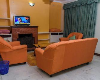Jumuia Conference And Country Home - Nairobi - Sala de estar