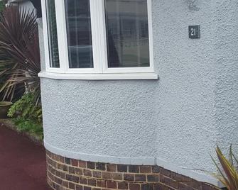Telscombe Cliffs Bed And Breakfast - Peacehaven - Vista del exterior