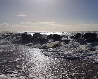 Tranquil Haven near Beach - Rødby