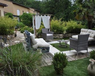 Les Pigeonnes - Groléjac - Patio