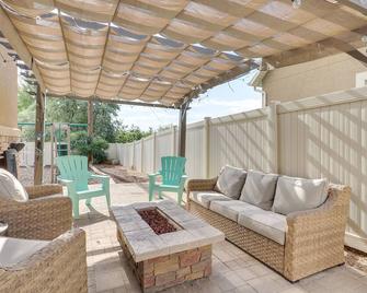 Spacious Utah Retreat w/ Deck, Grill & Fire Pit! - Provo - Patio