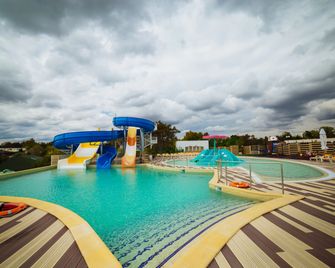 Mera Onix - Mangalia