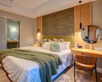 The Hawthorn Boutique Hotel - George - Slaapkamer