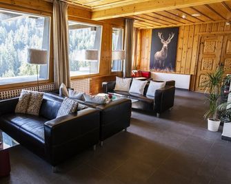 Hôtel Alpina - Swiss Ski & Bike Lodge Grimentz - Anniviers - Living room