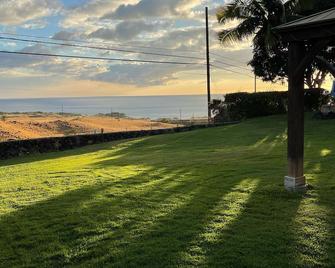 Hale Ohia Seaside Charmer Near Iconic Big Island Beaches! - Hawi - Vista del exterior