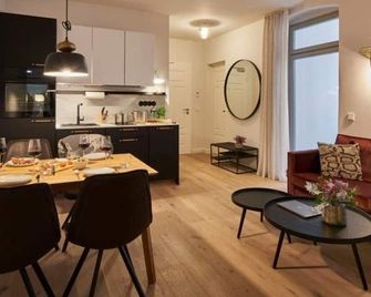 VIA`s Appartements und Ferienwohnungen - Görlitz - Essbereich