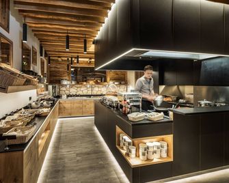 Alm- & Wellnesshotel Alpenhof - Schönau am Königsee - Buffet