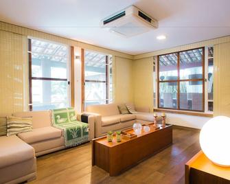 Pousada da Cyssa - Búzios - Living room
