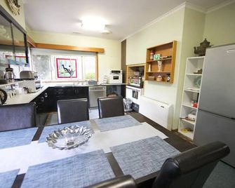 Sunday Getaway - Strath Creek - Cocina