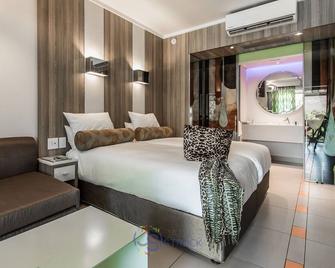 The Cabanas Hotel at Sun City Resort - Sun City Resort - Schlafzimmer