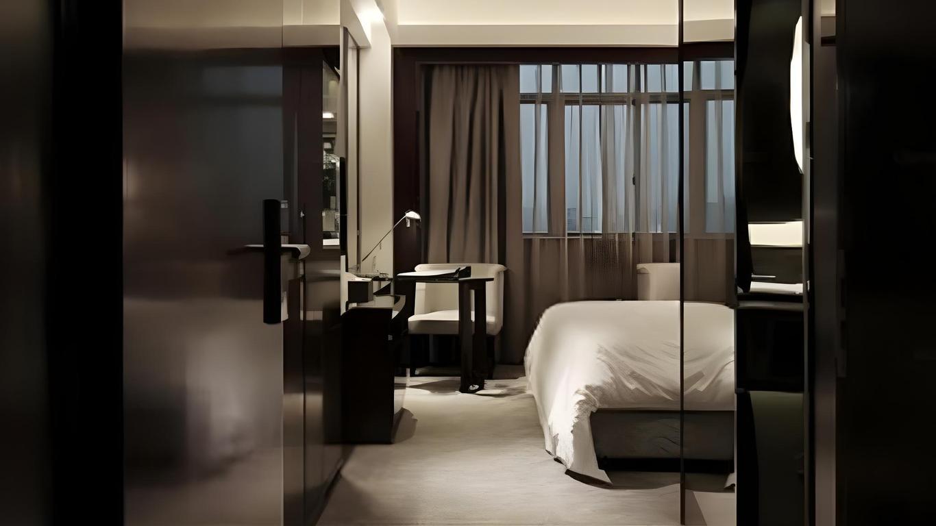 Jiayuan Century Hotel