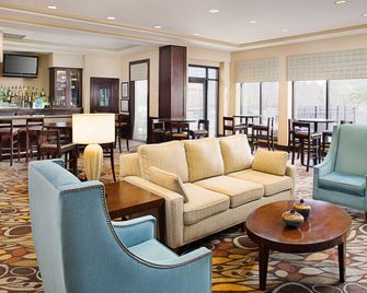 هيلتون جاردن إن دنفر تك سنتر - دنفر (كولورادو) - غرفة معيشة