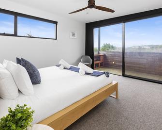 Oceanic - Where Luxury Meets Tranquility - Rye - Спальня