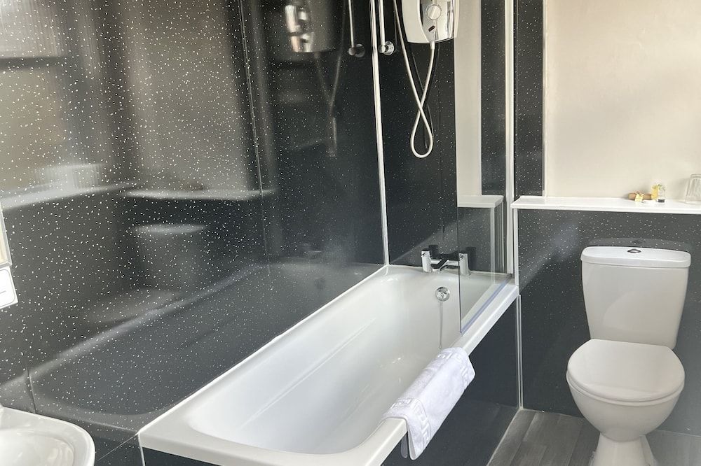 The Sun Inn - Ulverston - Baño