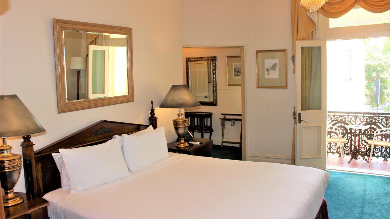 Manor Boutique Hotel