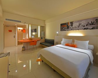 Harris Hotel & Conventions Ciumbuleuit Bandung - Bandung - Habitación