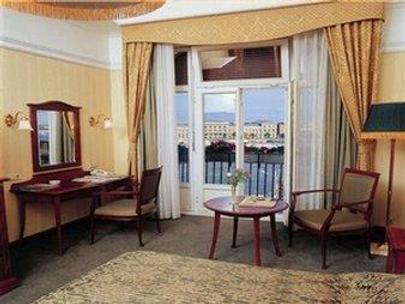 Century Hotel Shunde - Foshan - Makuuhuone